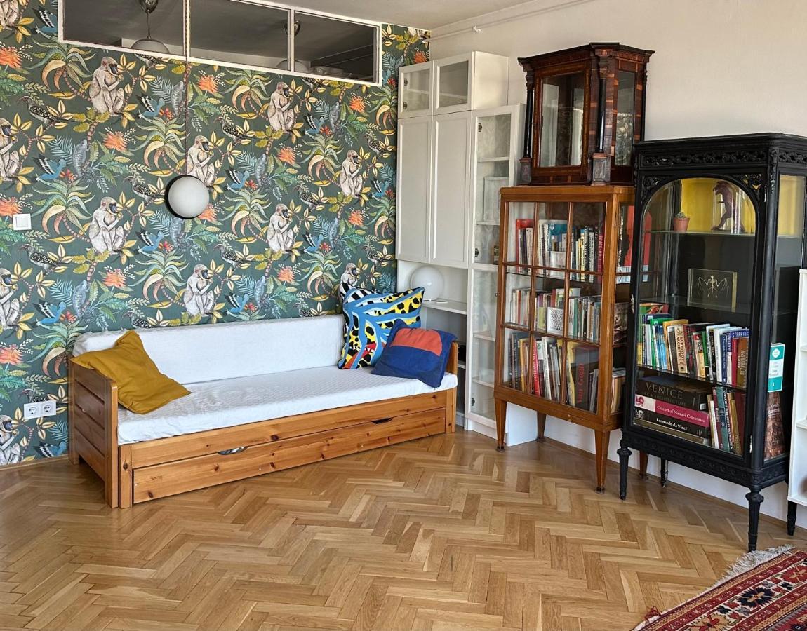 Bright & Spacious Home In Buda Budapest Exterior foto